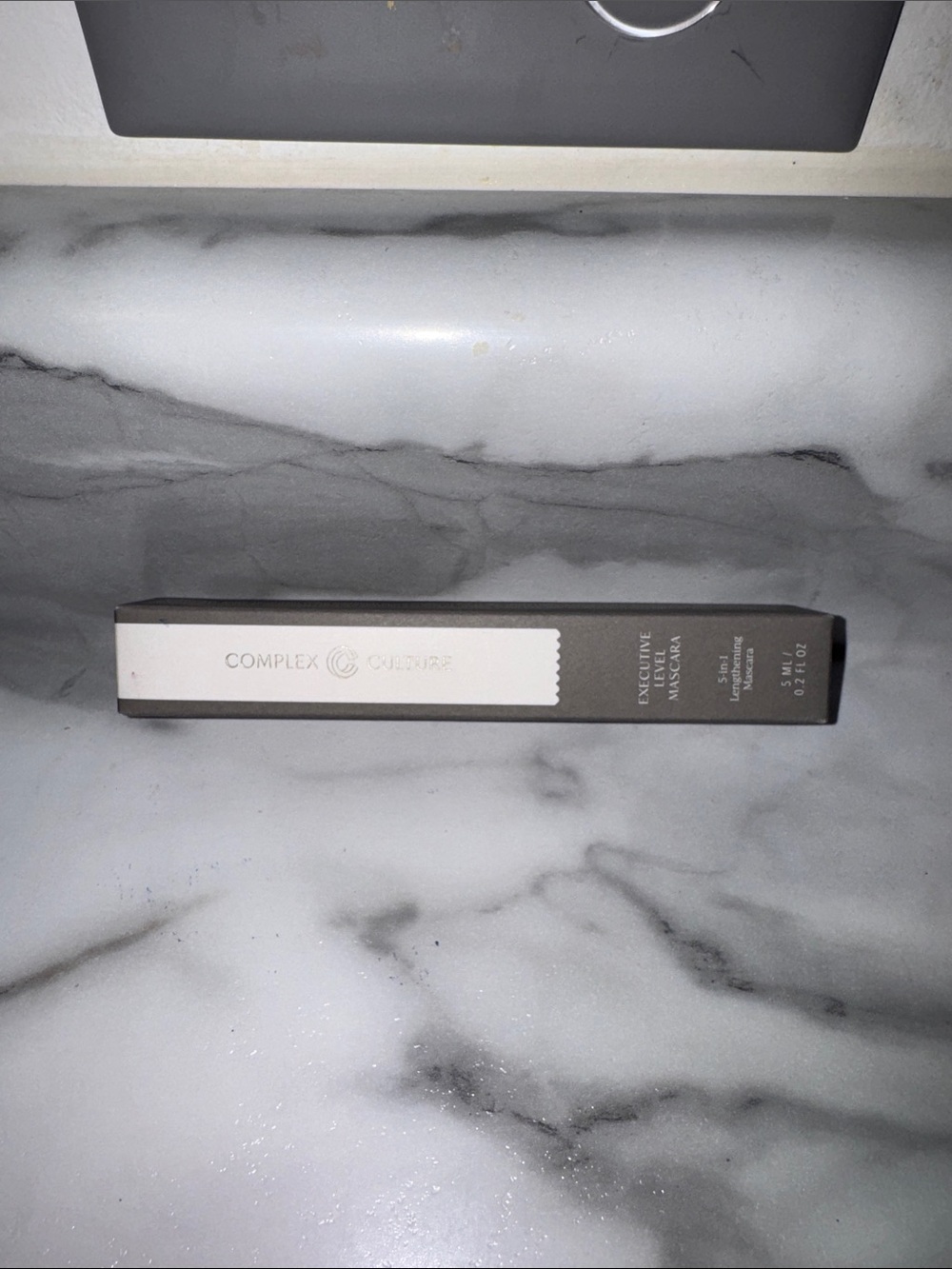 Complex Culture Executive Mascara in Black - 5 in 1 lengthening mascara